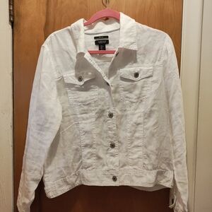 Jones New York.  100% Linen White Jacket